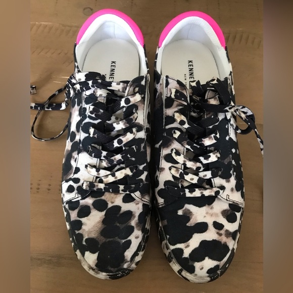 Kenneth Cole New York Kam Eo Animal Print Sneaker - size 7 - Picture 2 of 13